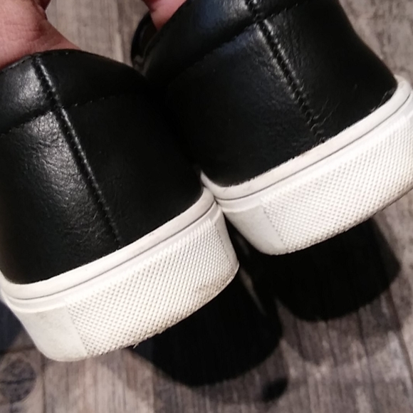 A new day sneakers - Picture 12 of 15